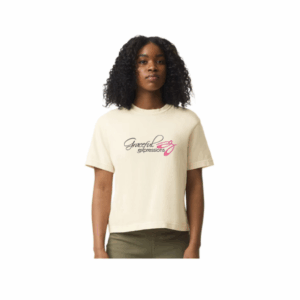 ivory crop tee with GEDE logo